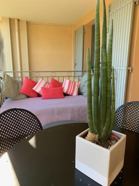 Appartement Cosy Avec Climatisation Reversible Golf De Saumane Zewnętrze zdjęcie